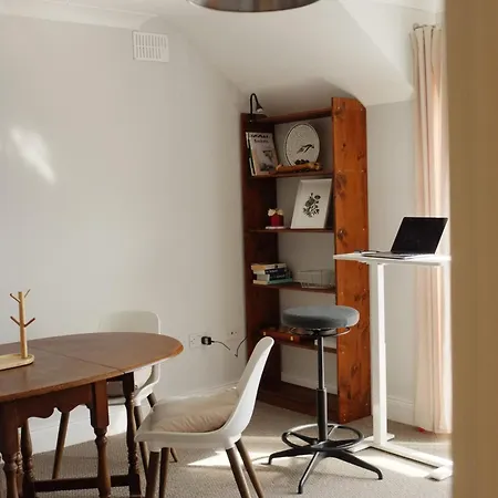 民宿 With Mountain View