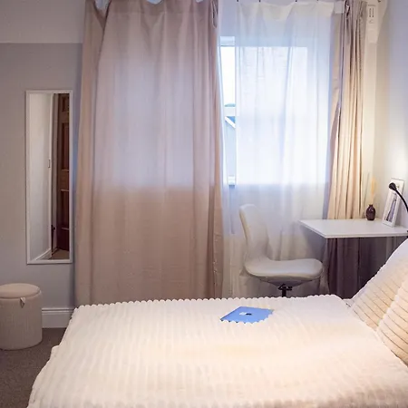 Homestay With Mountain View